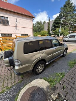 Mitsubishi Pajero V80 - 4