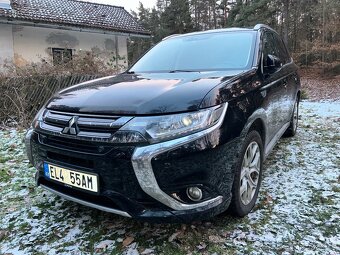 Mitsubishi Outlander PHEV 2015 (hybrid) Instyle - 4