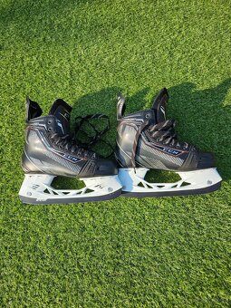Nové hokejové brusle CCM vel. 37,5 cm - 4