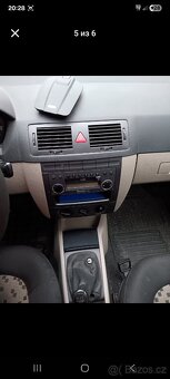 Skoda fabia 1.2 40 kw - 4