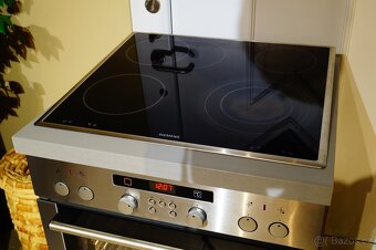 Siemens nerezový vestavný sporák HE23U532, lyžiny - 4