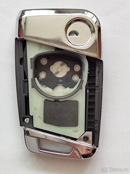 Klíč Škoda Superb Volkswagen Passat B8 + logo.  Klíč bez log - 4