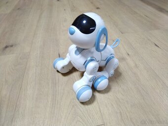 Robotický pes na dálkové ovládání - 4