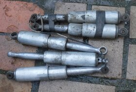 Moped - ráfek,rozeta,koleno výfuku,řazení,přilby - 4