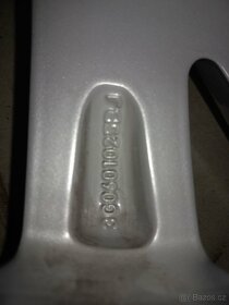 Originál alu VW Passat 16" - 4