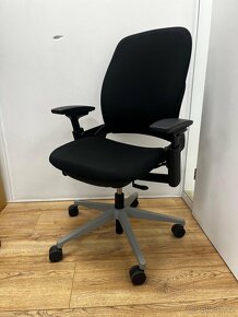 Kancelářská židle Steelcase Leap V2 Grey - 4