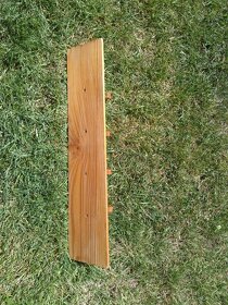 Dřevěný věšák - 4