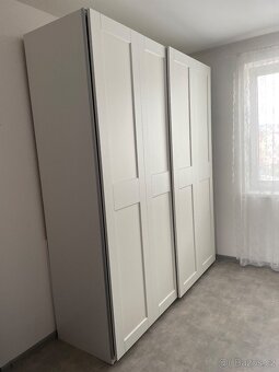Šatní skříň - 4