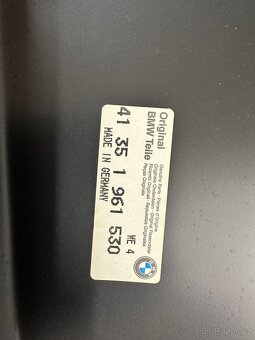 Zadní blatník - pravý BMW E30 - 4