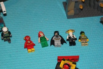 LEGO - 4
