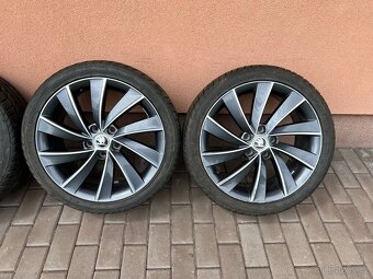 Orig. letní alu kola Pegasus R18 225/40/18 - 4