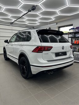 VW Tiguan 2.0 TSI R-Line, 4 Motion, ACC, PANO, hudba 360• - 4