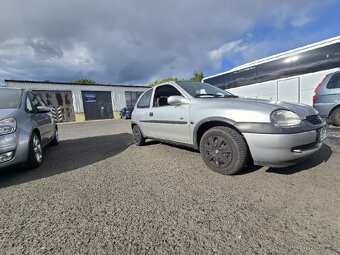 Opel Corsa automat - 4