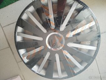 Prodám kryty kol 16" nove - 4