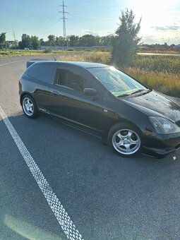 Honda Civic 7g d16 - 4
