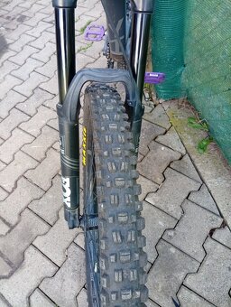 Dobrý den prodám enduro kolo yt capra AL comp 2019 - 4