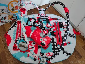 Hrací deka s hrazdou Yookidoo Země robotů – TOP stav - 4