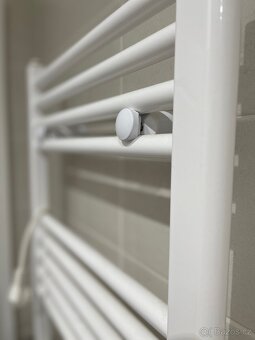 Koupelnový radiátor, topení, žebřík - 4