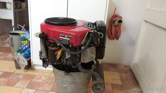 Motor Briggs Stratton 16HP - 4