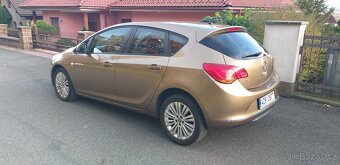 ASTRA 1.6i 85KW LPG - 4