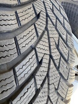 ORIG.Alu ŠKODA r16+zánovní zimní CONTINENTAL 205/55 16 - 4