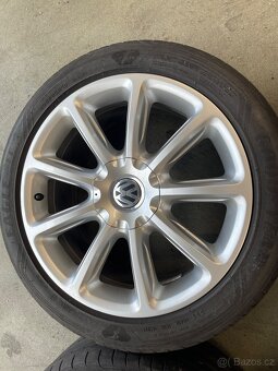 VW Passat B8 235/45/18 , 5x112 - 4