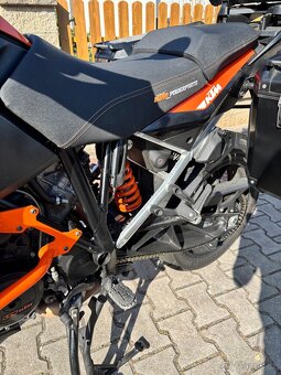 KTM 1050 adventure - 4