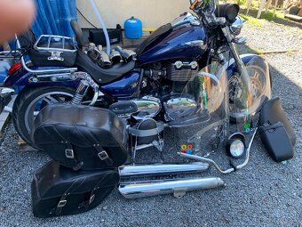 Triumph Thunderbird 1700 - 4