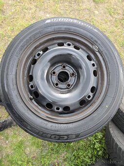 185/60r15 Bridgestone včetně disků škoda vw - 4