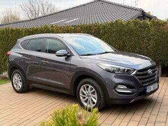 HYUNDAI TUCSON 1.7 CRDi Navi LED Asyst / 2016-1.Maj / KRÁSNÝ - 4