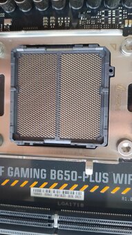 ASUS TUF GAMING B650-PLUS WIFI - 4