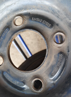 Disky ,Pneu ,Poklice Ford Fiesta 4x108 r15 et52,5 - 4