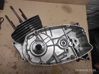Blok motoru Jawa 350/634 - 4
