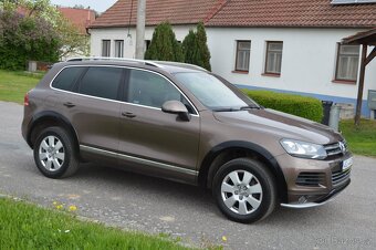 Volkswagen Touareg 3.0TDI ,NAVI ,tažné na 3,5 tuny - 4