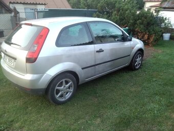 Ford Fiesta - 4