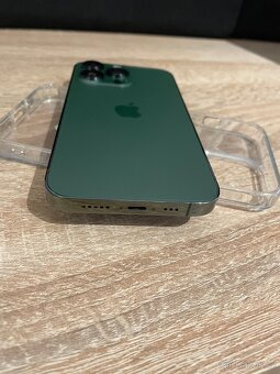 Apple iPhone 13 Pro - 4