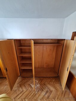 Dřevěná ložnice sada - 4