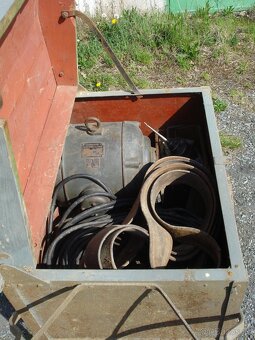 Elektrické zařízení s motorem ČKD pro pohon strojů. - 4