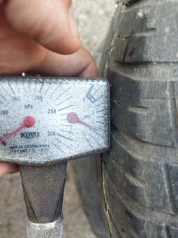 Disky a pneumatiky Ford 175/65 R14 2kusy - 4