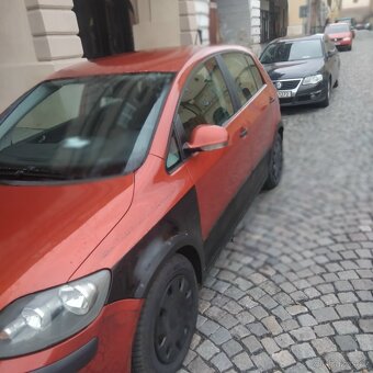 Prodám golf MK5 plus 1.9 tdi - 4