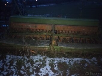 Amazone D8-40E sečka na nahradí díly - 4