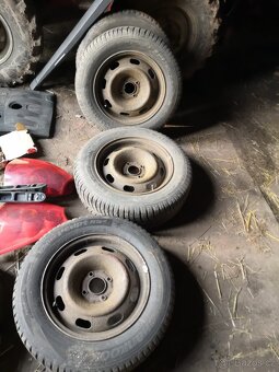 Náhradní díly - 4