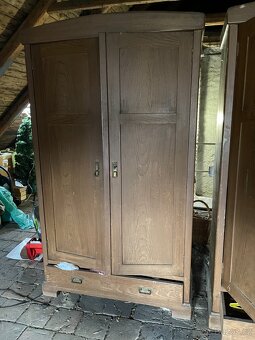 Starožitný nábytek - 4