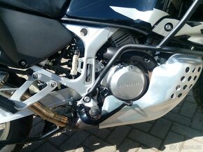 Honda XRV 750 - 4