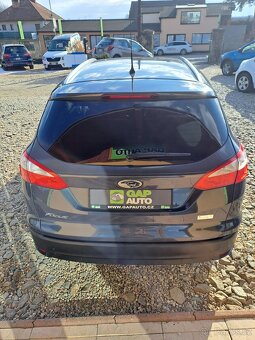 Ford Focus combi 1.6 Ti-VCT 92kW serviska - 4
