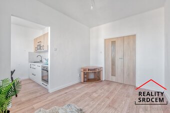 Pronájem bytu v os. vlast. o velikosti 3+1+lodžie/66m2 na ul - 4