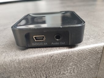 Cambridge Audio A300 V2 + Harman Kardon BT adaptér - 4