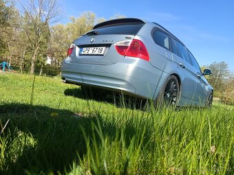 BMW e91 320d 3 řada - 4
