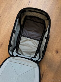 Batoh Peak Design Travel Backpack 45L - 4