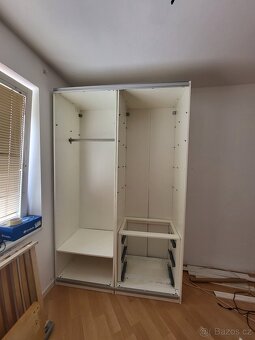 Zrcadlová skříň Ikea - 4